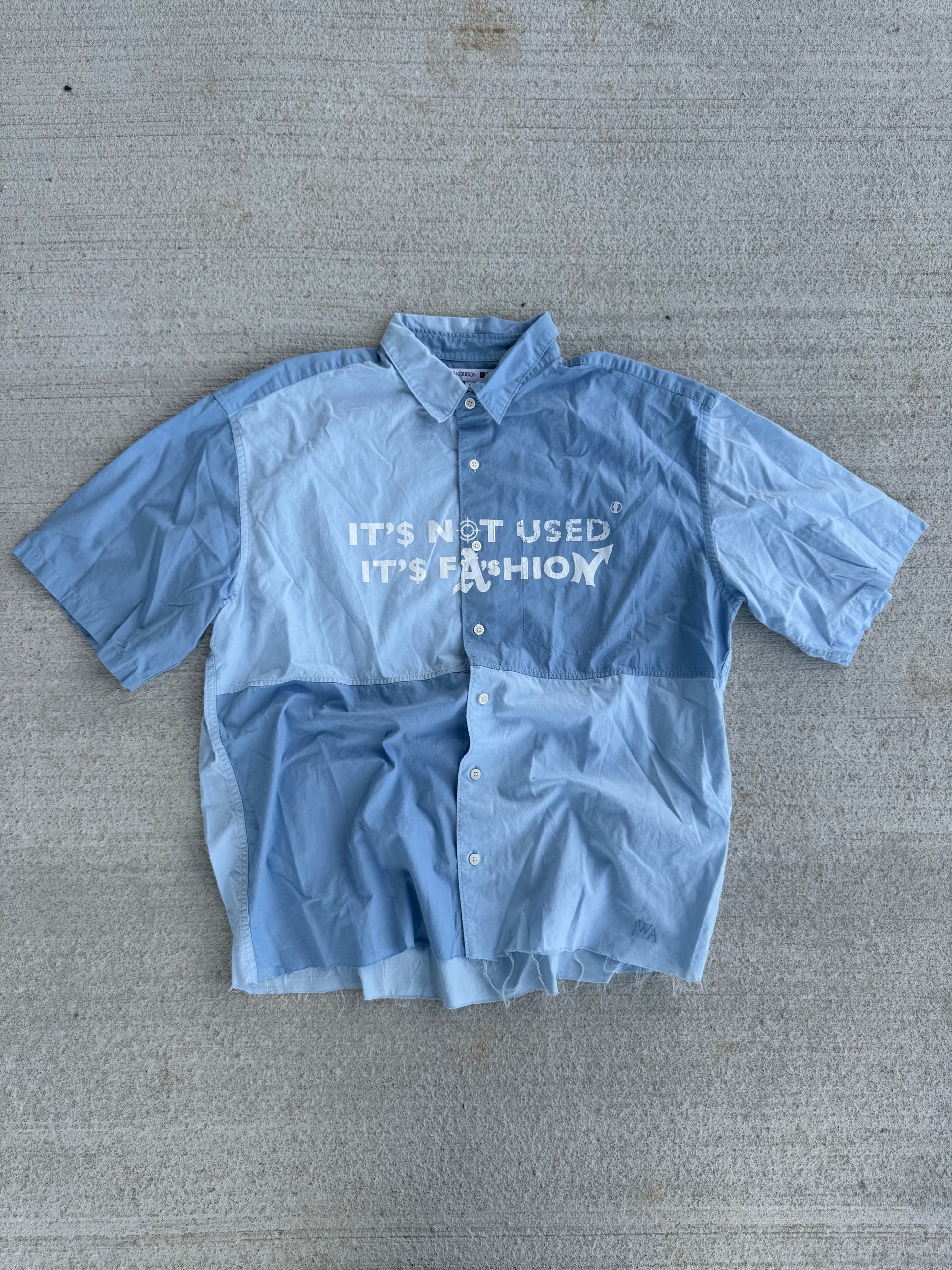 Chemise "IT'S NOT USED IT'S FASHION" (L)