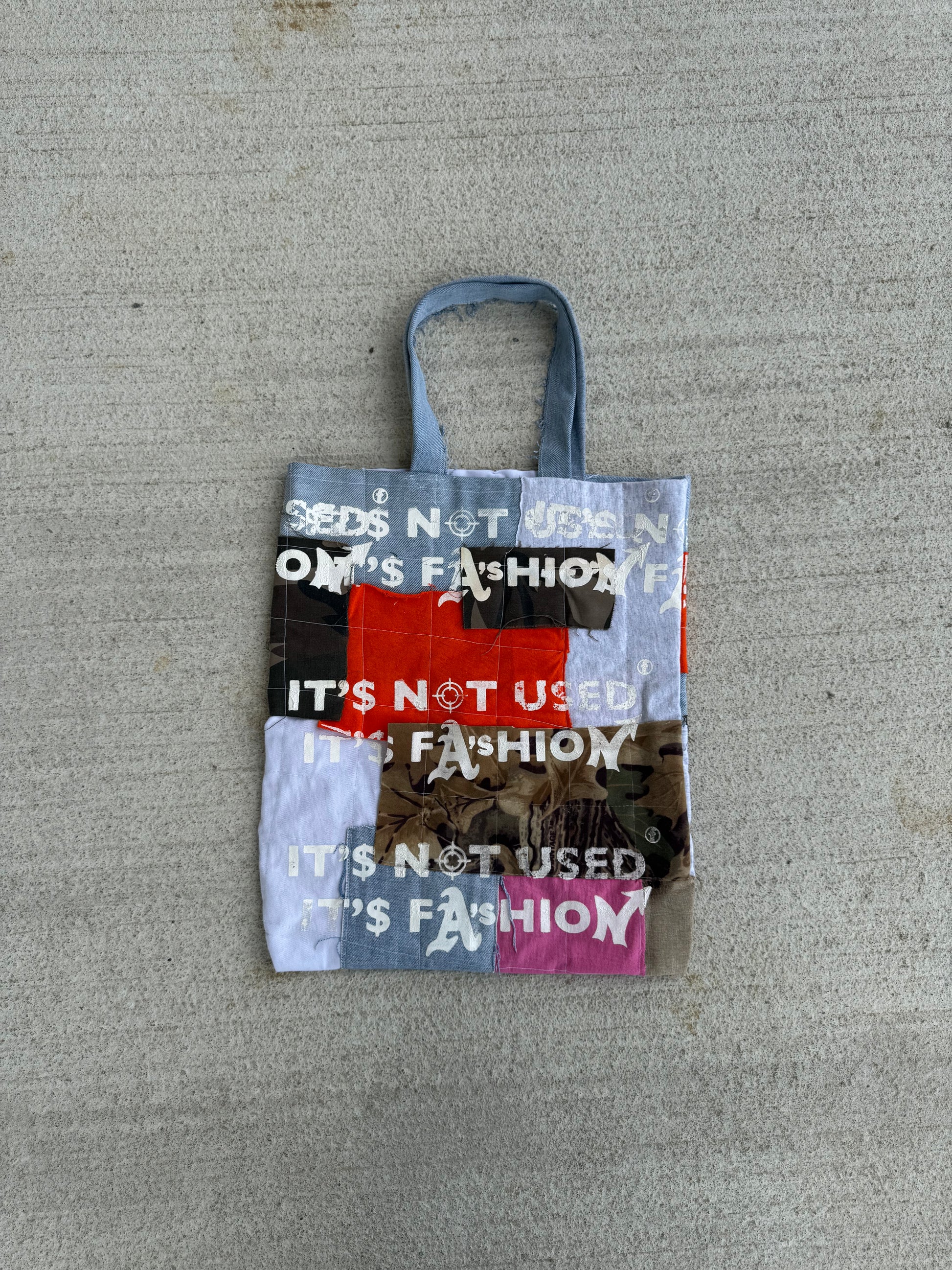 Tote bag "IT'S NOT USED IT'S FASHION"