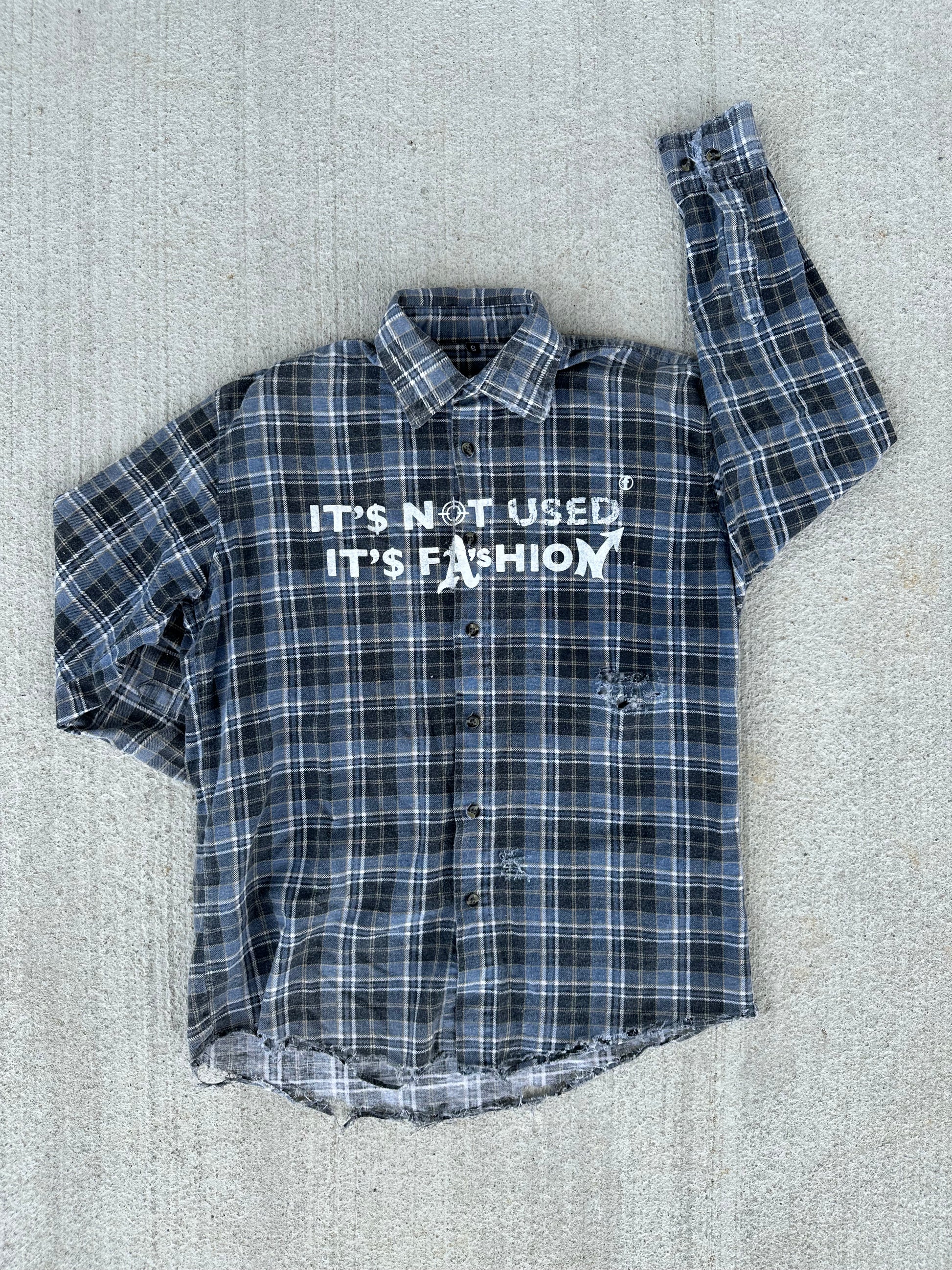 Flanelle "IT'S NOT USED IT'S FASHION" (S-M)