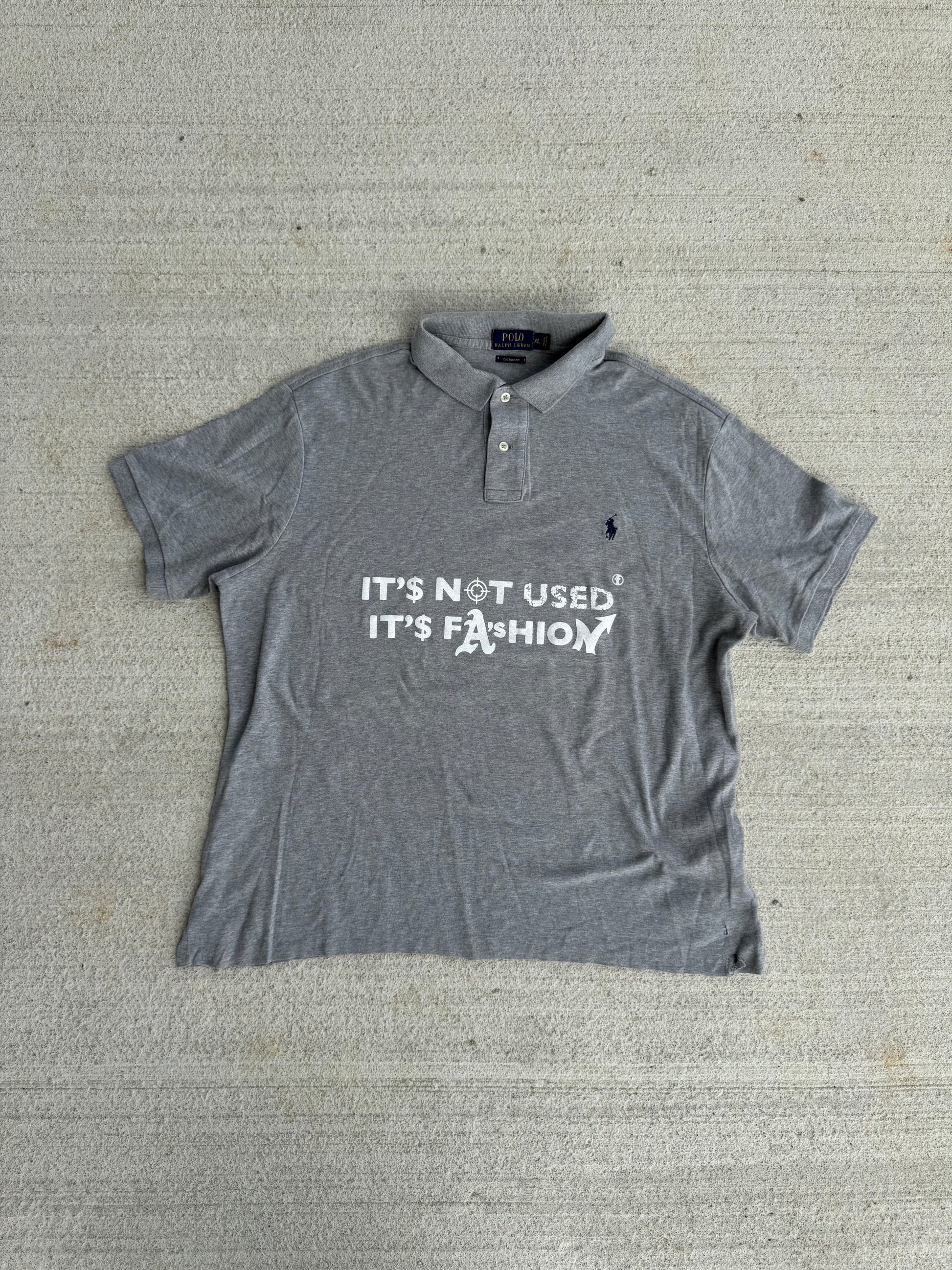 Polo "IT'S NOT USED IT'S FASHION" (XL)