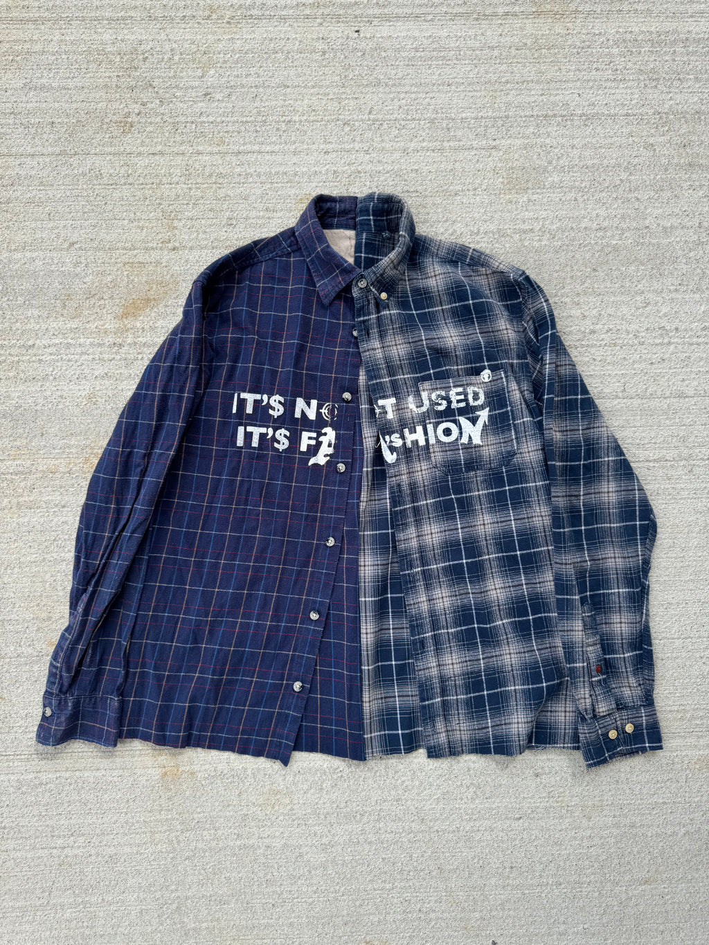 Flanelle Bicolore "IT'S NOT USED IT'S FASHION" (L)
