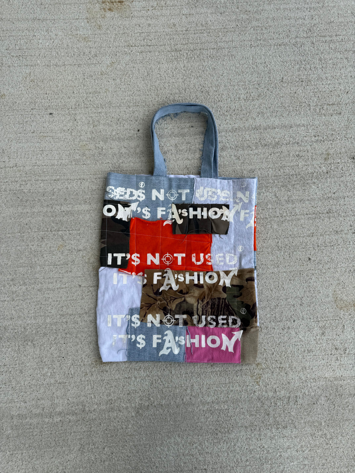 Tote bag "IT'S NOT USED IT'S FASHION"